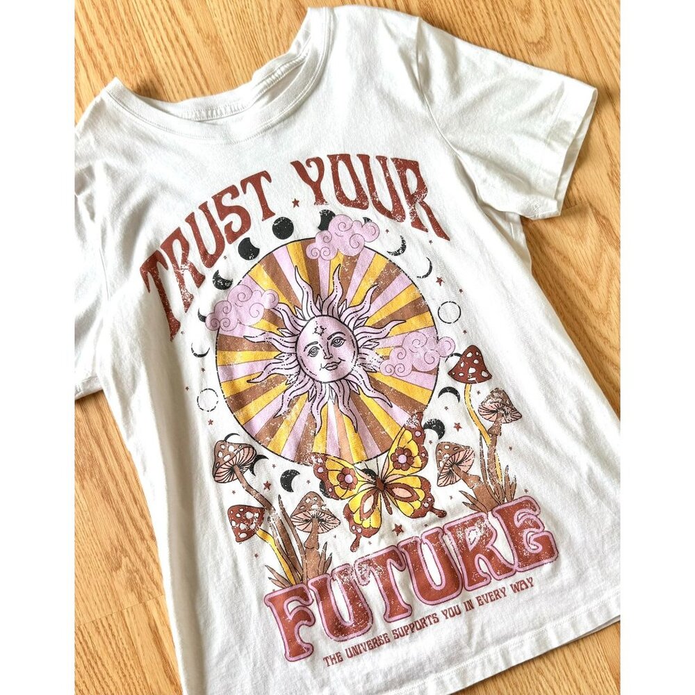 Trust Your Future White Graphic Tee Shirt Size Small Cotton Boho Sun Butterfly